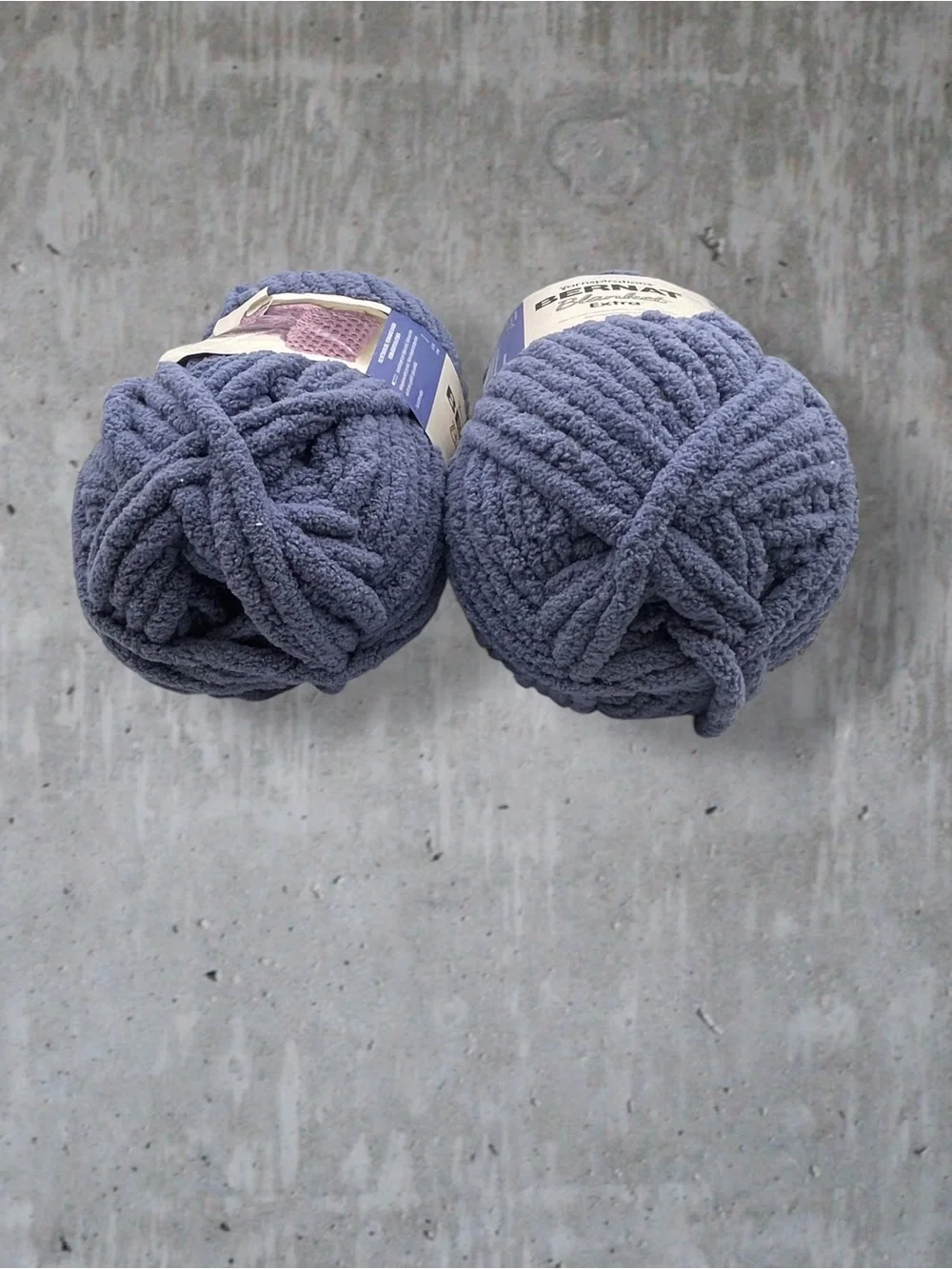 Bernat Blanket Extra Yarn Bundle 27011 NAVY MARINE 10.5oz/300g 220 Yards (2Pk)